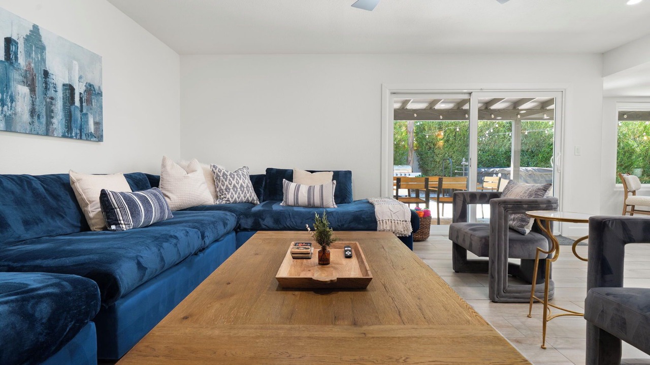 Photo of Livingroom in Covey