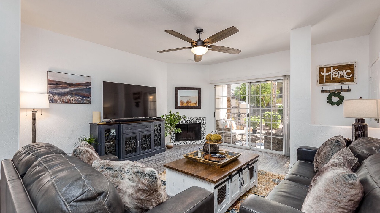 Photo of Livingroom in North Scottsdale