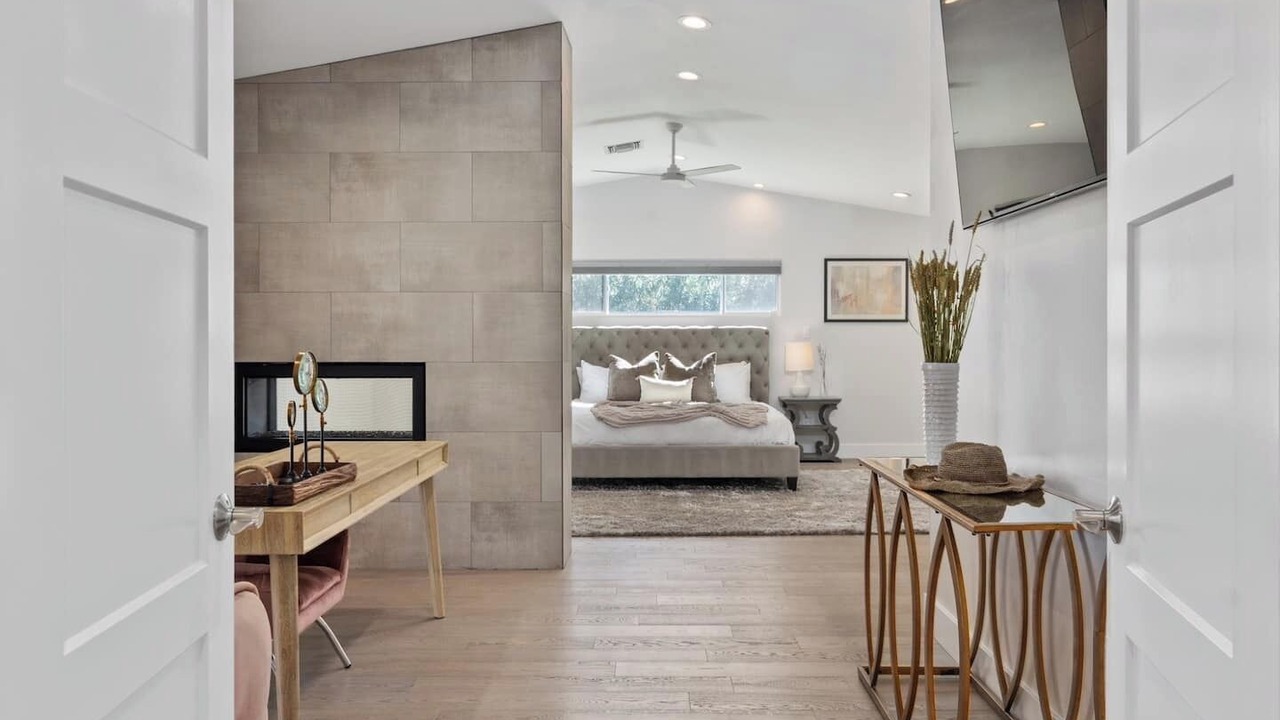 Photo of Bedroom in Sherwood Towne