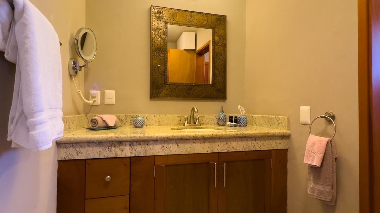 Photo of Bathroom in Balcones de Loma Linda