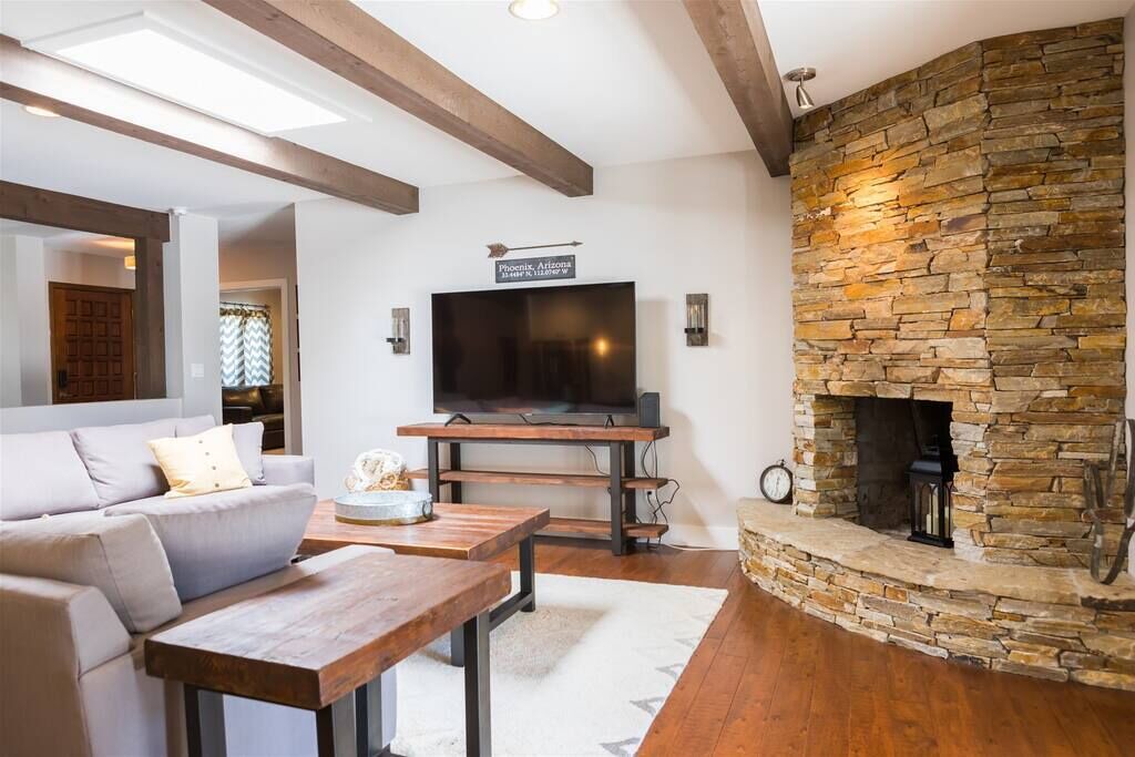 Photo of Bedroom in Paradise Valley Village