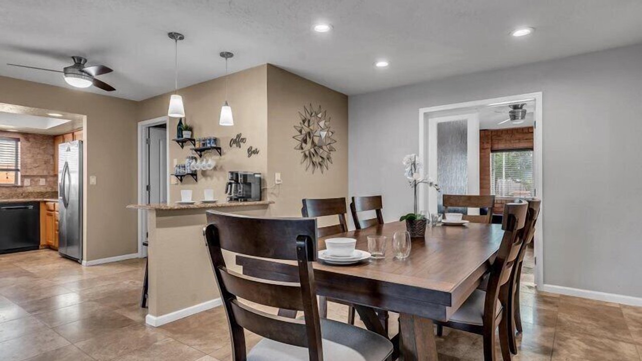 Photo of Livingroom in Trail West