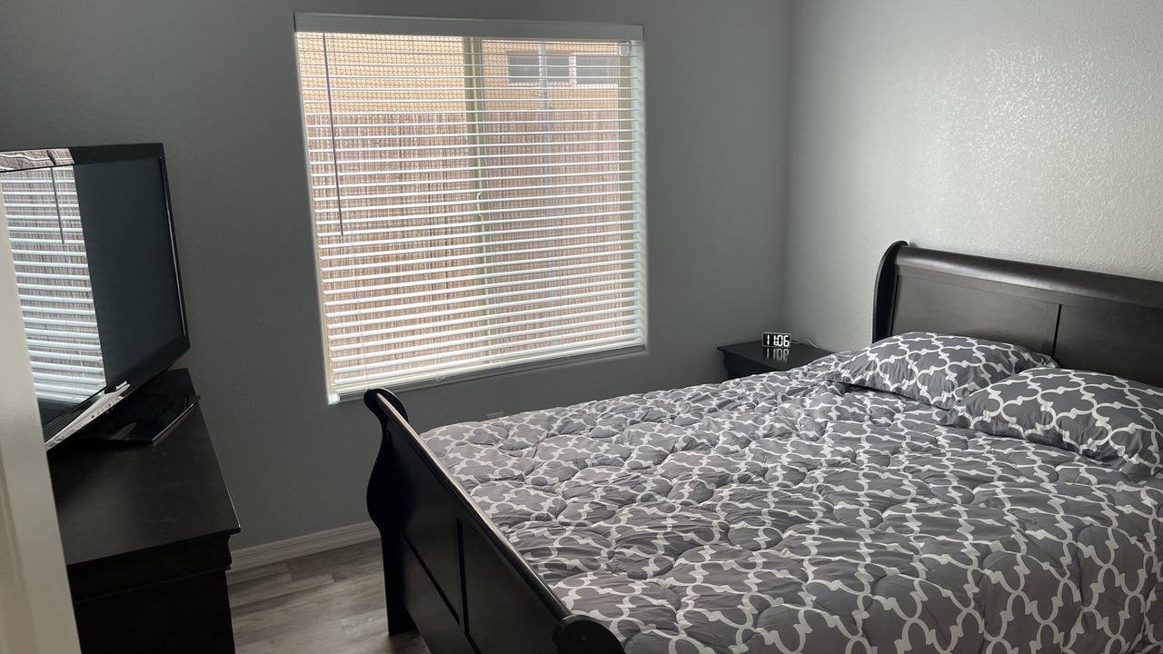 Photo of Bedroom in Fort Mohave