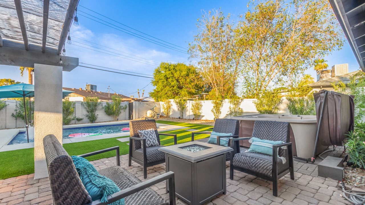 Photo of Patio Balcony in Cox Heights
