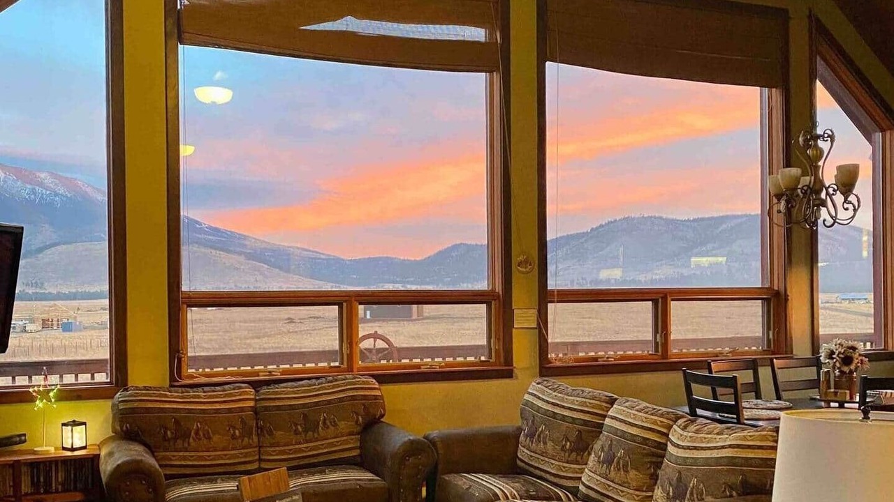 Photo of Livingroom in Flagstaff