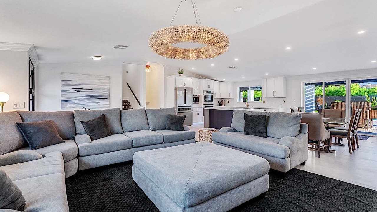 Photo of Livingroom in Scottsdale Country Acres