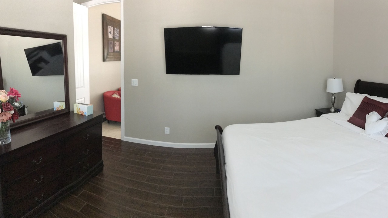Photo of Bedroom in Paradise Heights