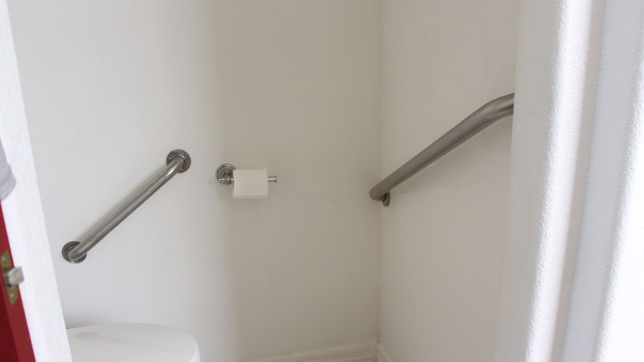 Photo of Bathroom in Holiday Shores