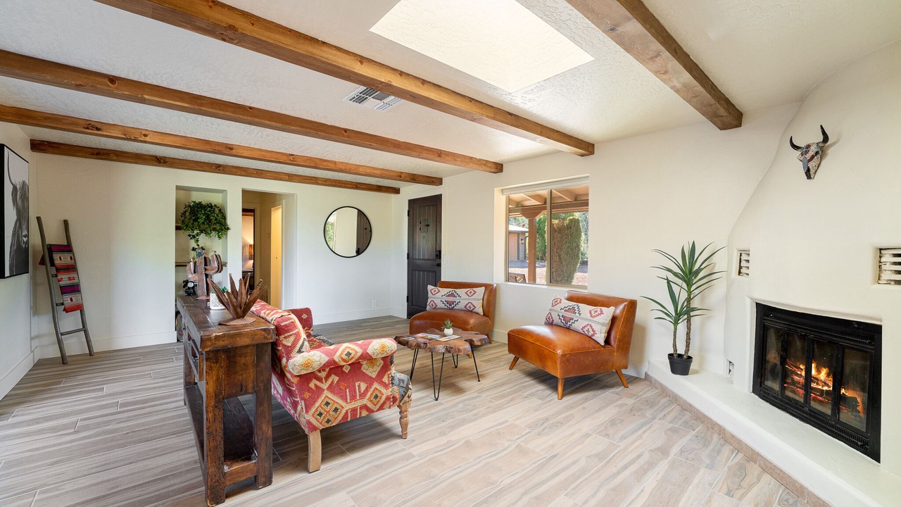 Photo of Livingroom in West Sedona