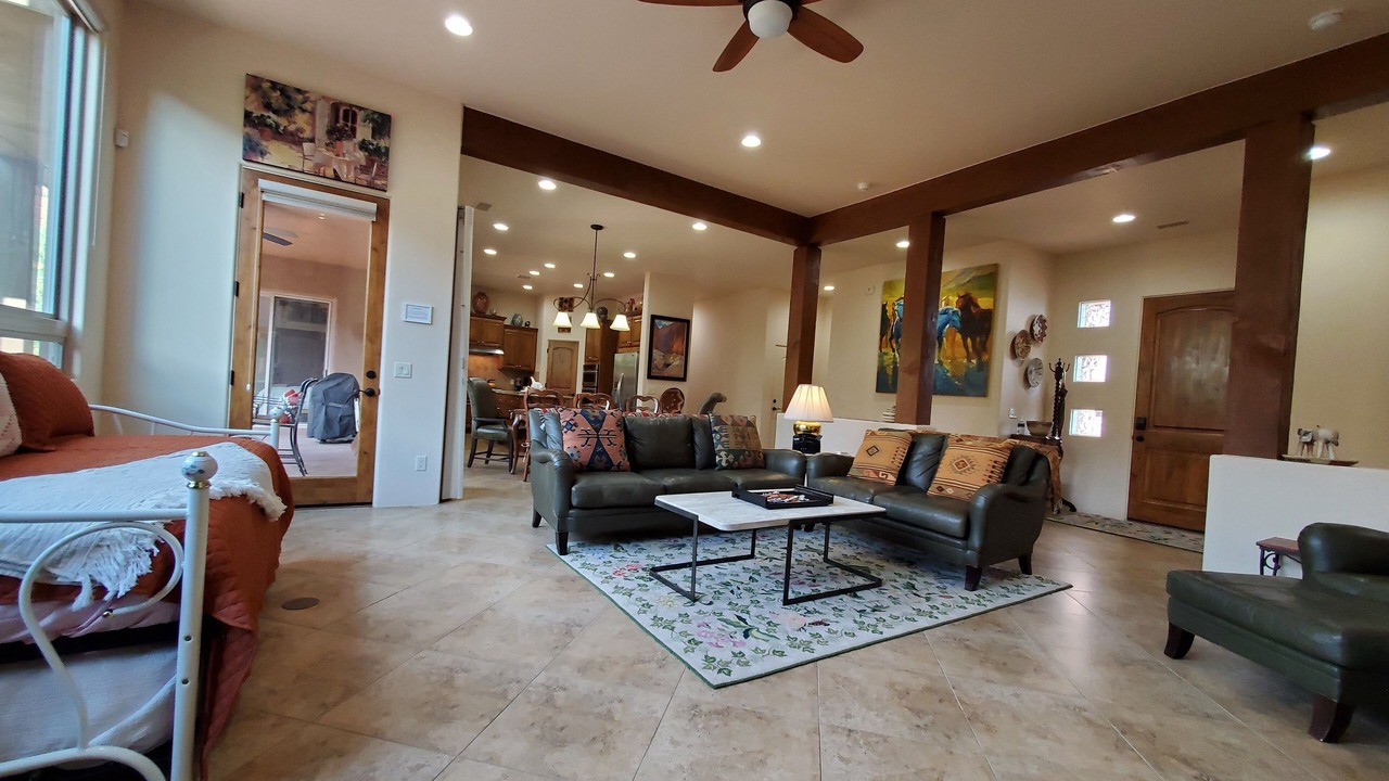 Photo of Livingroom in West Sedona