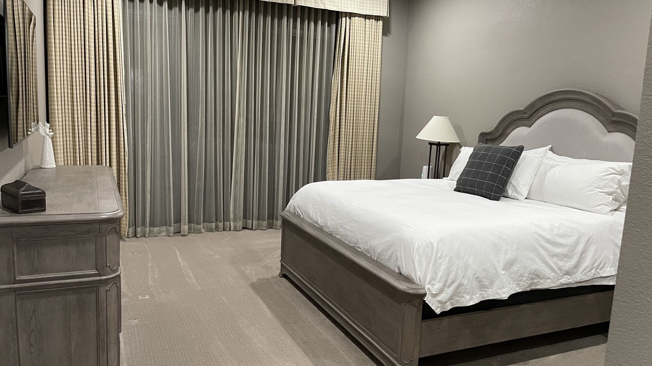 Photo of Bedroom in Camelback East