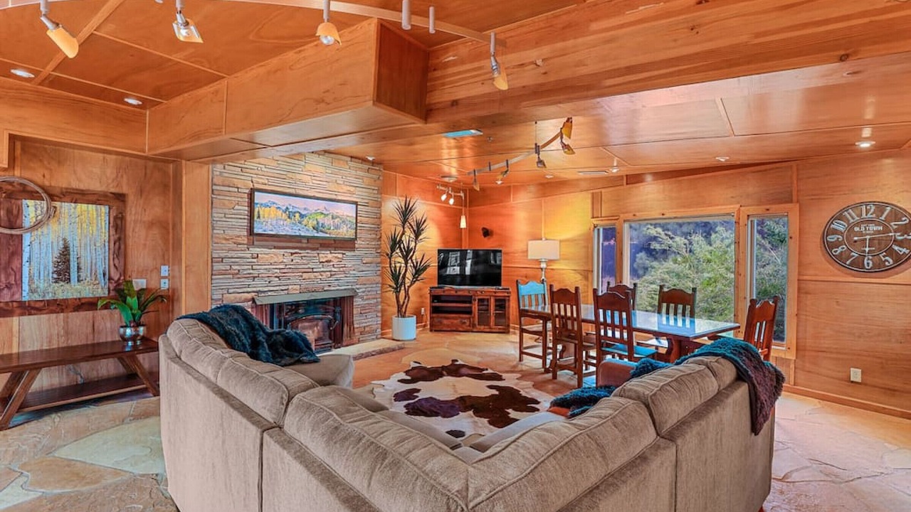 Photo of Livingroom in Flagstaff