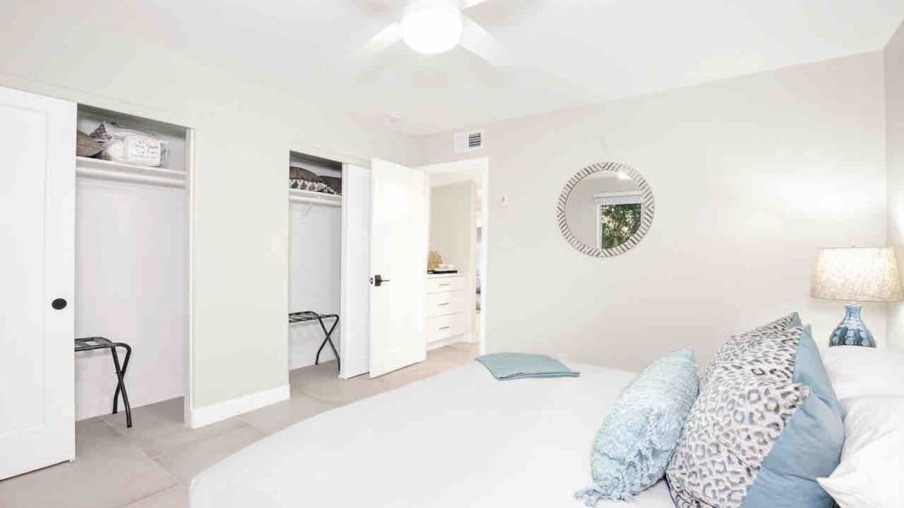 Photo of Bedroom in Entertainment District