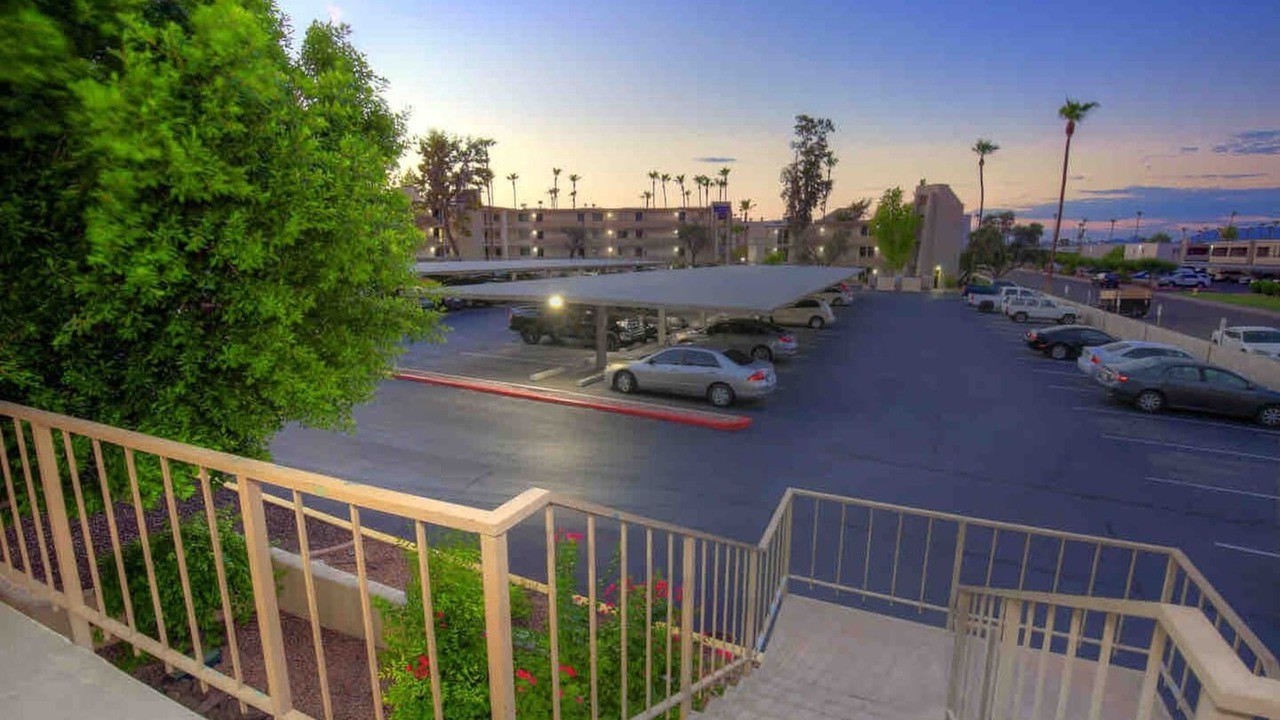 Photo of Outdoor in Entertainment District