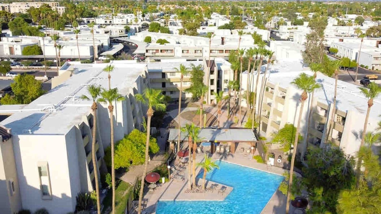 Photo of Outdoor in Entertainment District