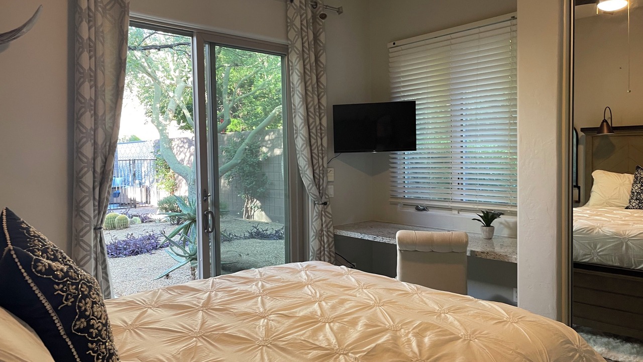 Photo of Bedroom in Central Scottsdale