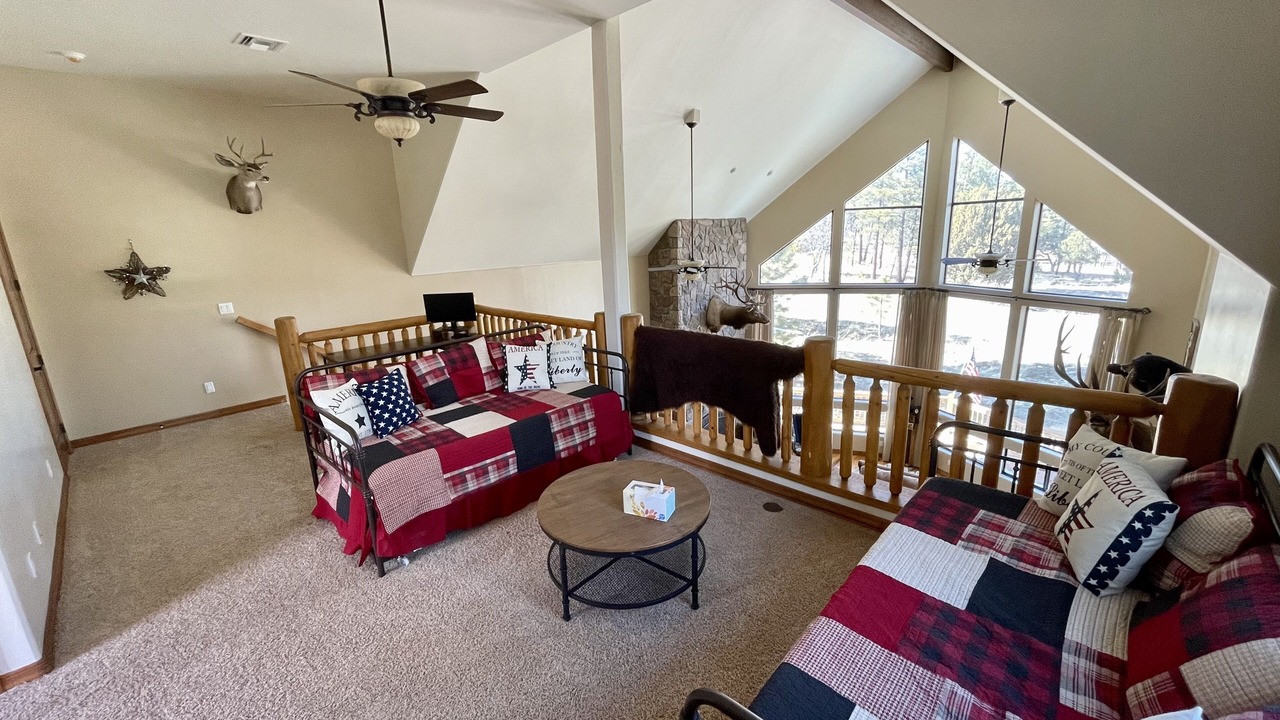Photo of Livingroom in Happy Jack