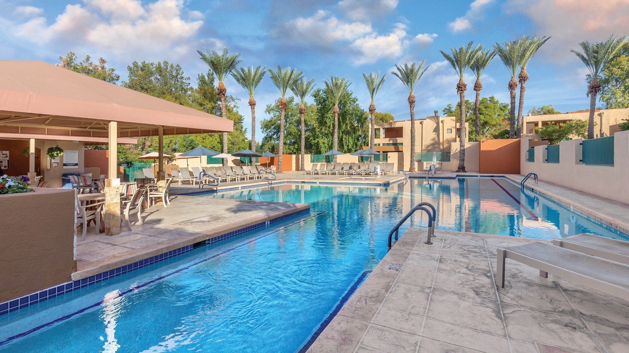 Photo of Outdoor in Paradise Valley Village