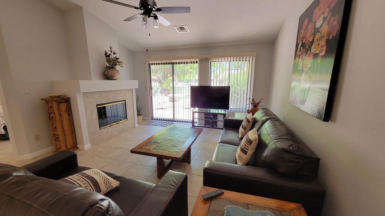 Photo of Livingroom in Casas Adobes