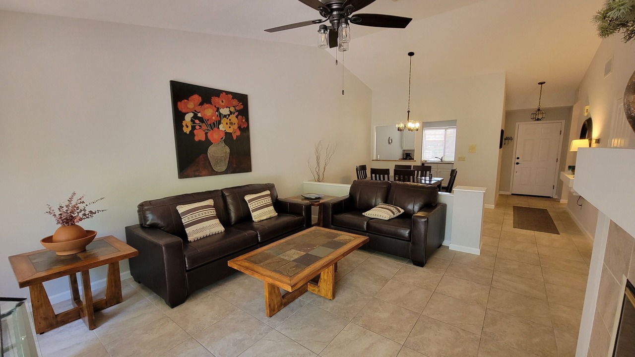 Photo of Livingroom in Casas Adobes