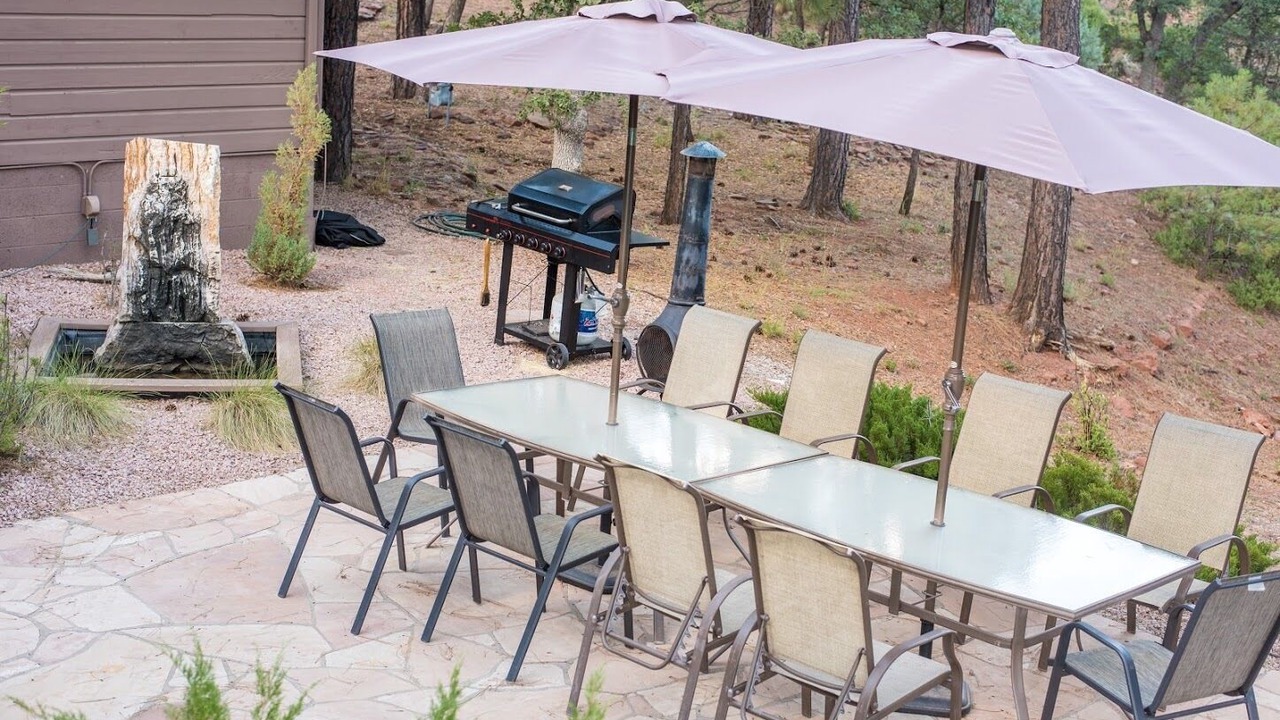 Photo of Outdoor in Strawberry