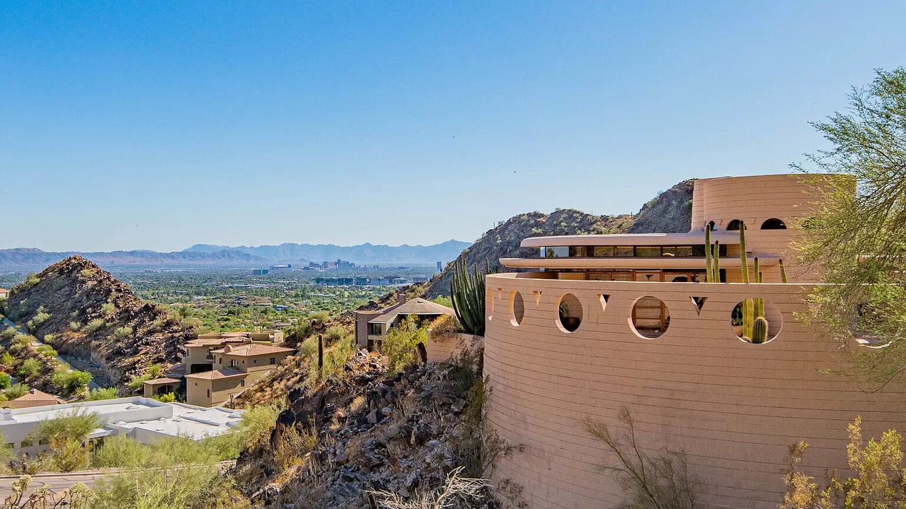 Photo of Outdoor in Camelback East