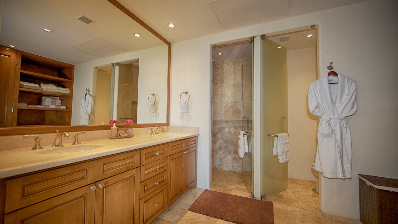 Photo of Bathroom in Downtown San Jose del Cabo