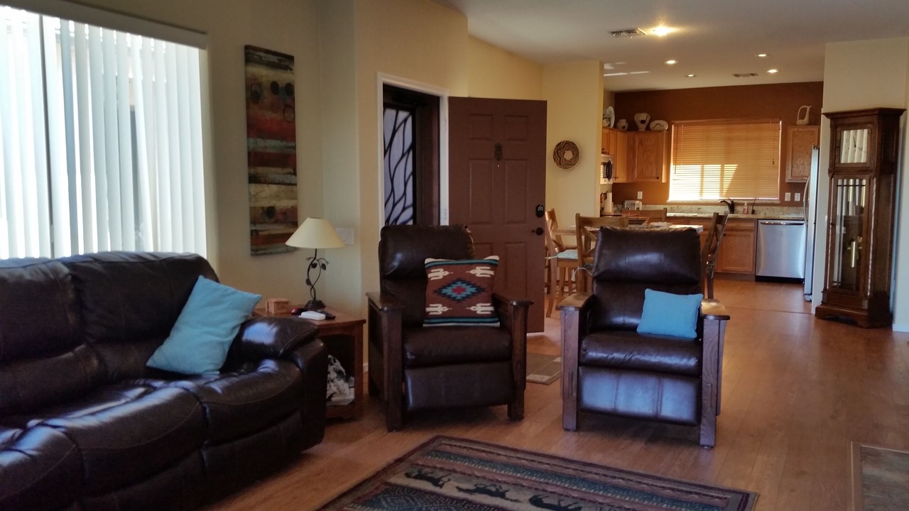 Photo of Livingroom in Gold Canyon