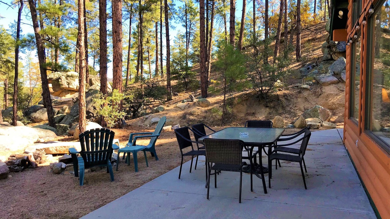 Photo of Outdoor in Highland Pines