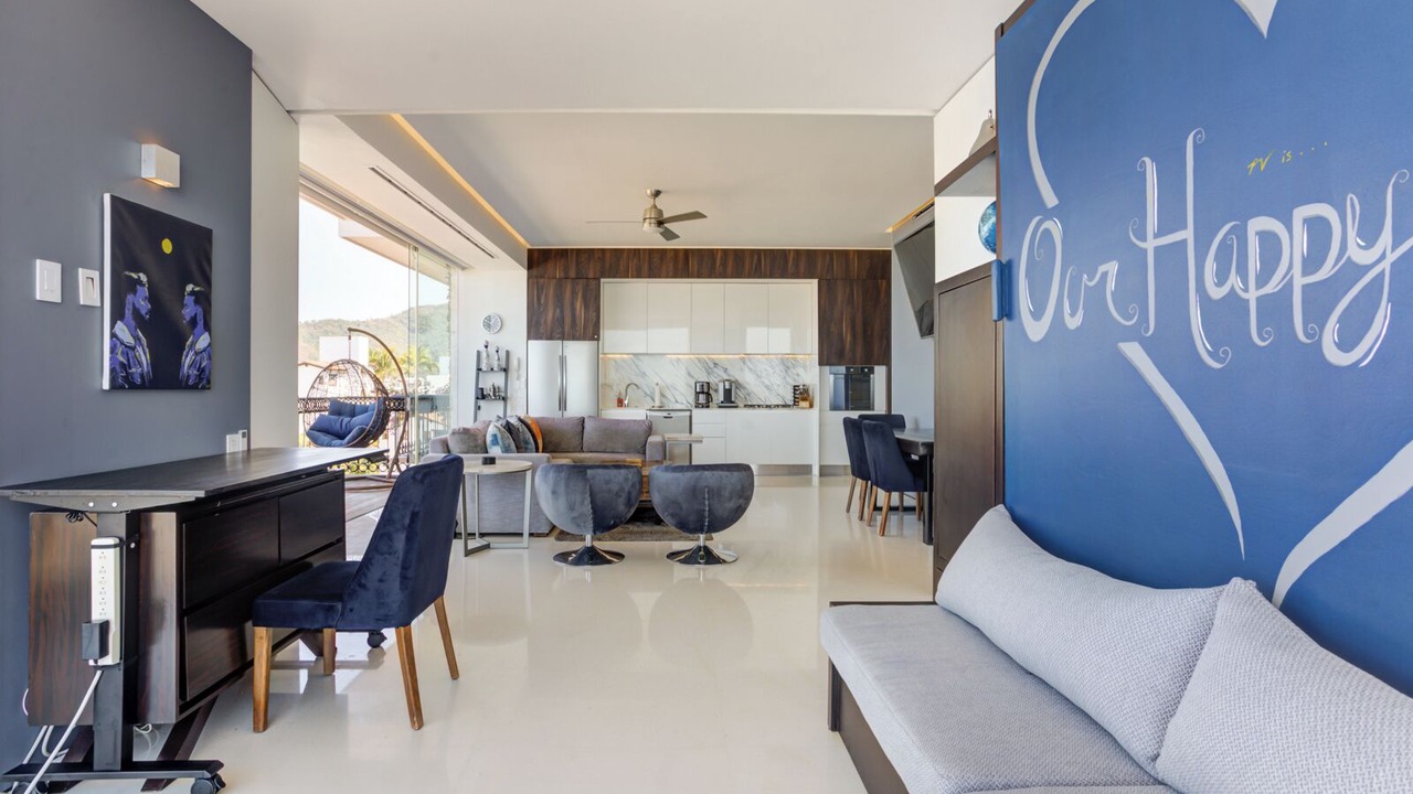 Photo of Livingroom in Romantic Zone