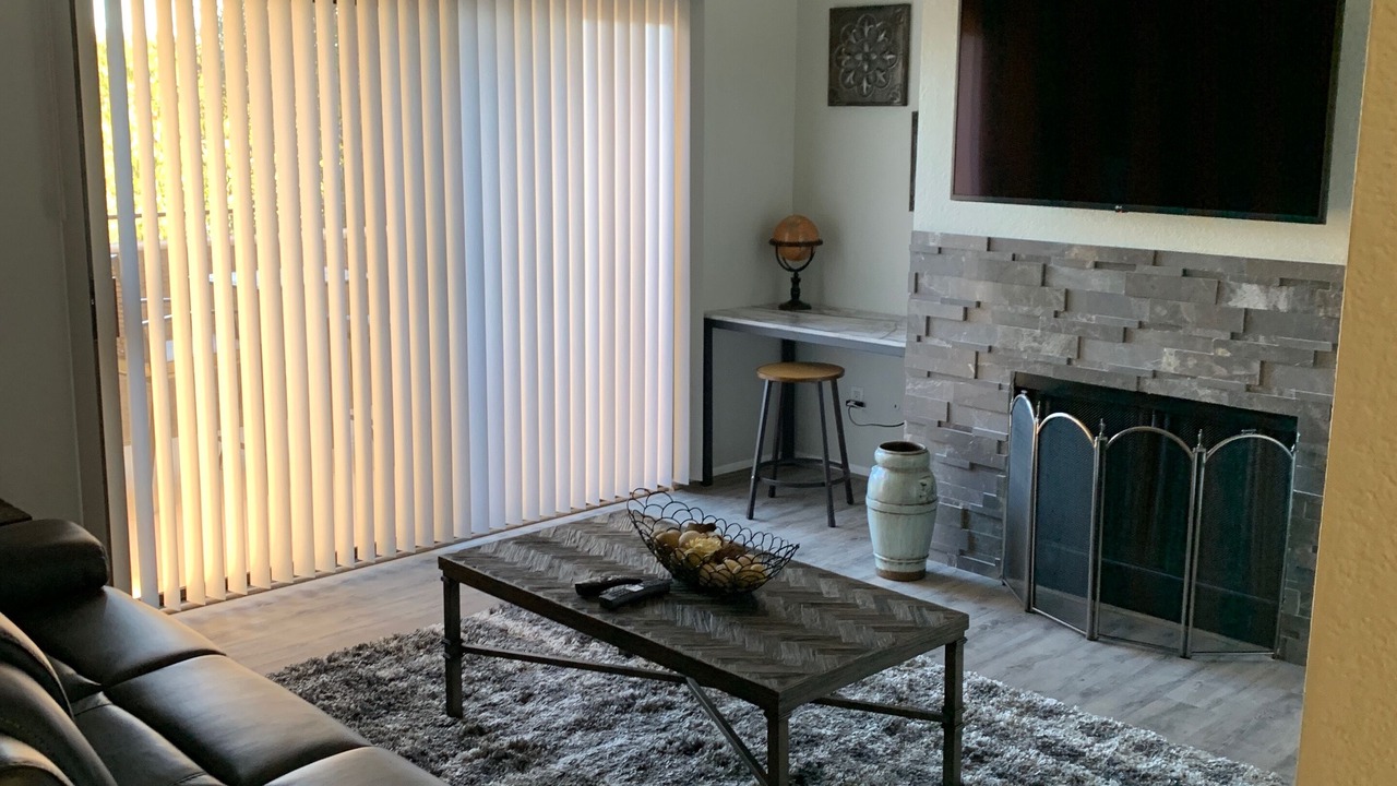 Photo of Livingroom in Paradise Valley Village