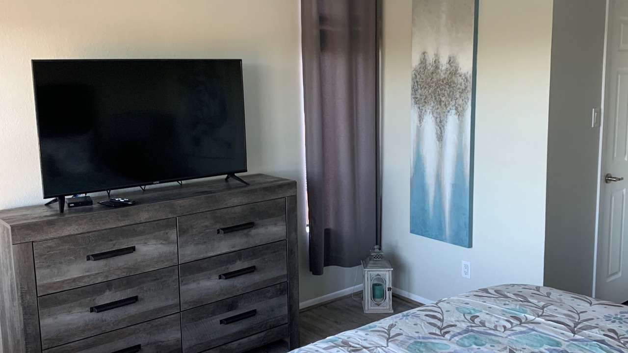 Photo of Bedroom in Paradise Valley Village