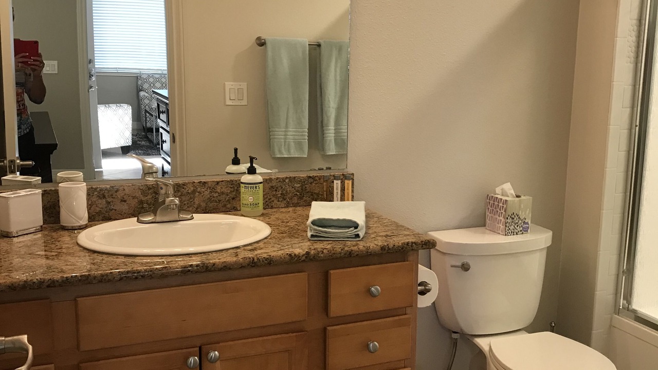 Photo of Bathroom in Desert Paradise Estates