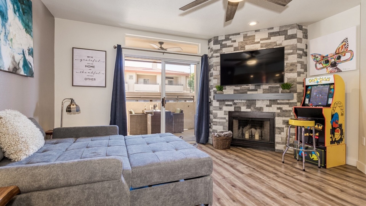 Photo of Livingroom in North Mountain