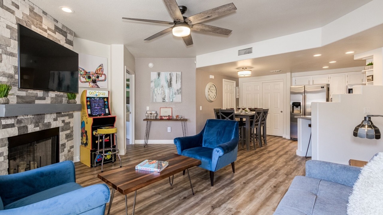 Photo of Livingroom in North Mountain
