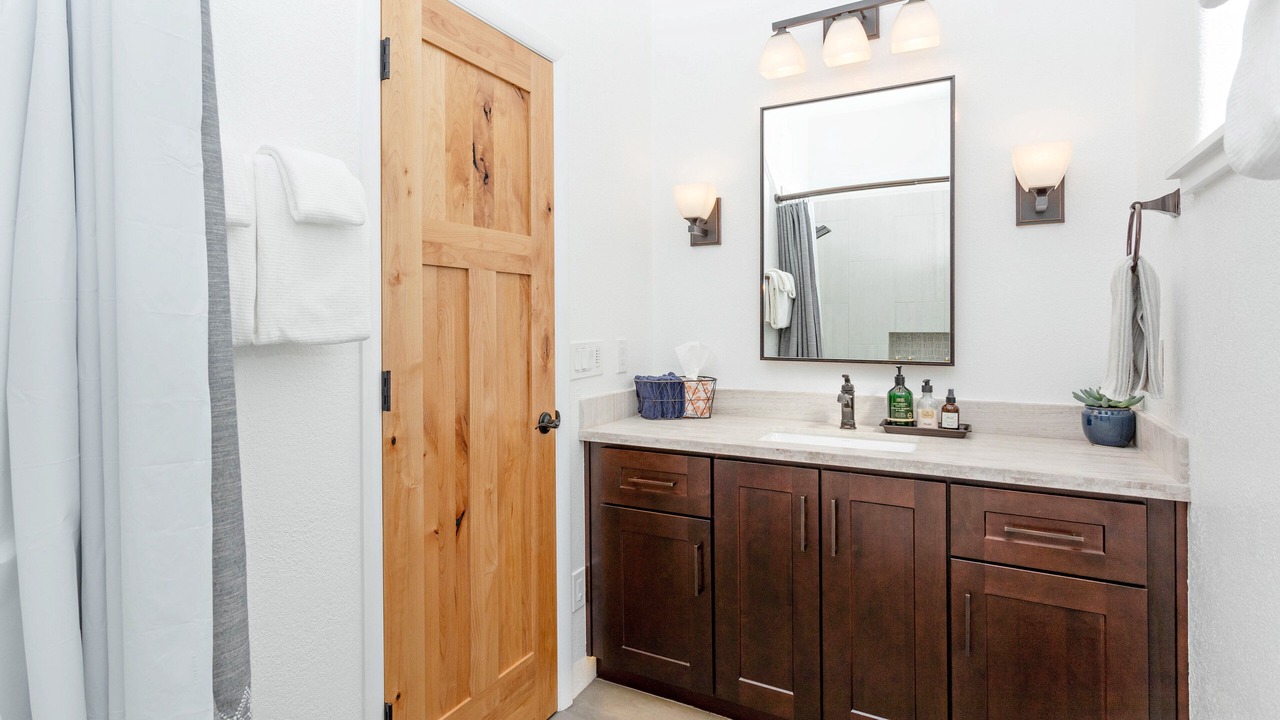 Photo of Bathroom in Cottonwood-Verde Village