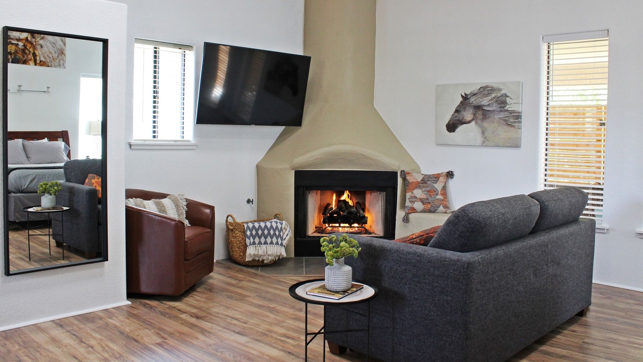 Photo of Livingroom in Cottonwood-Verde Village