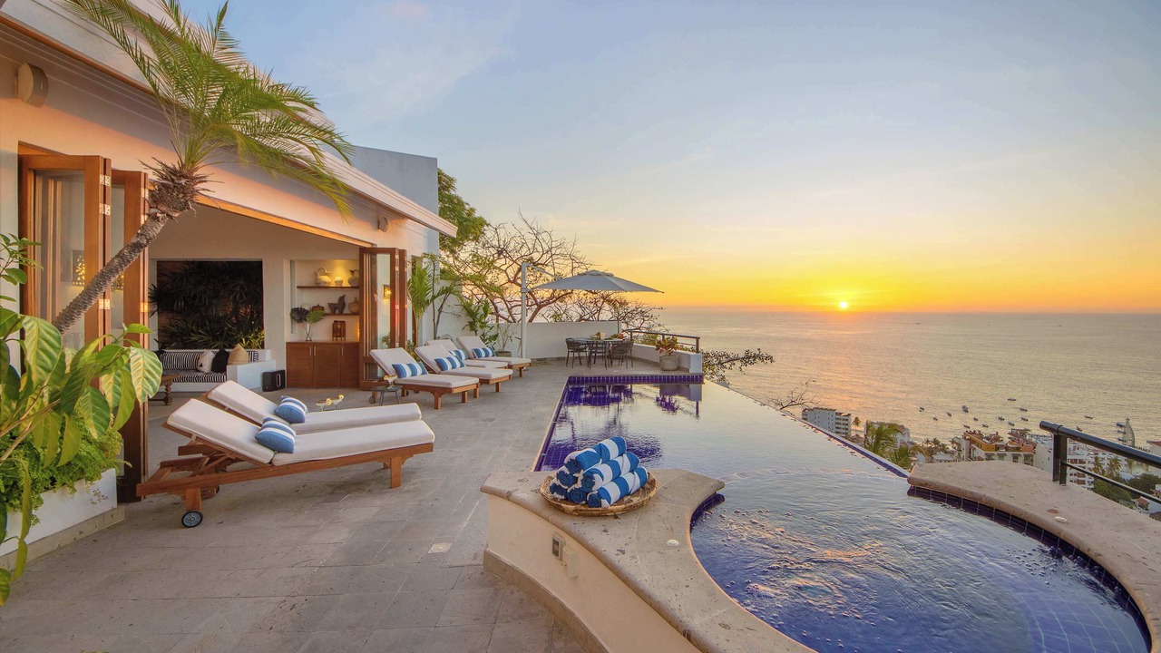 Photo of Outdoor in Romantic Zone