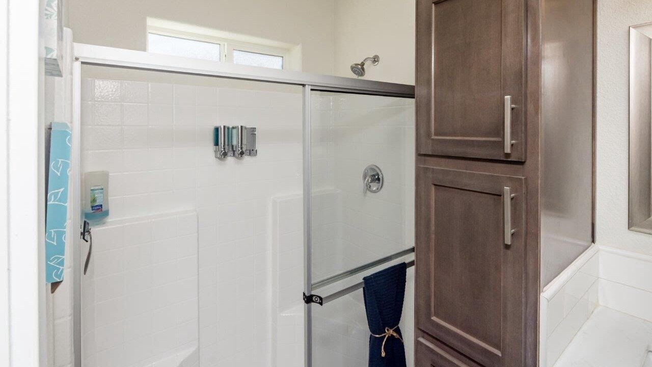 Photo of Bathroom in Parker Strip
