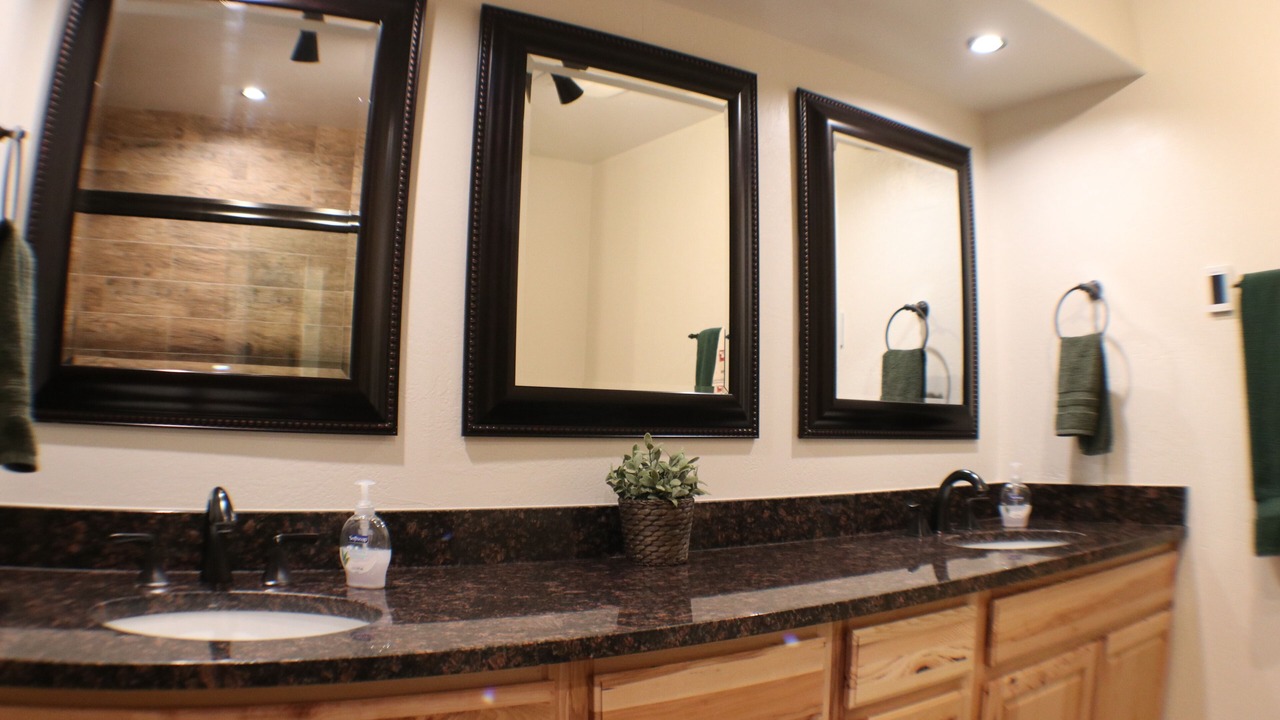 Photo of Bathroom in Pinetop