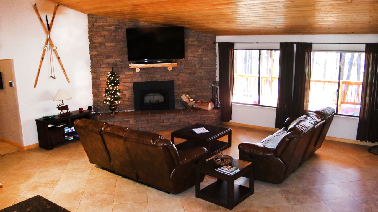 Photo of Livingroom in Pinetop