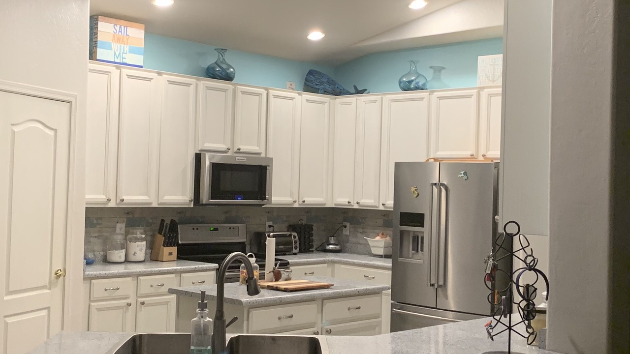 Photo of Kitchen in Arrowhead Shores