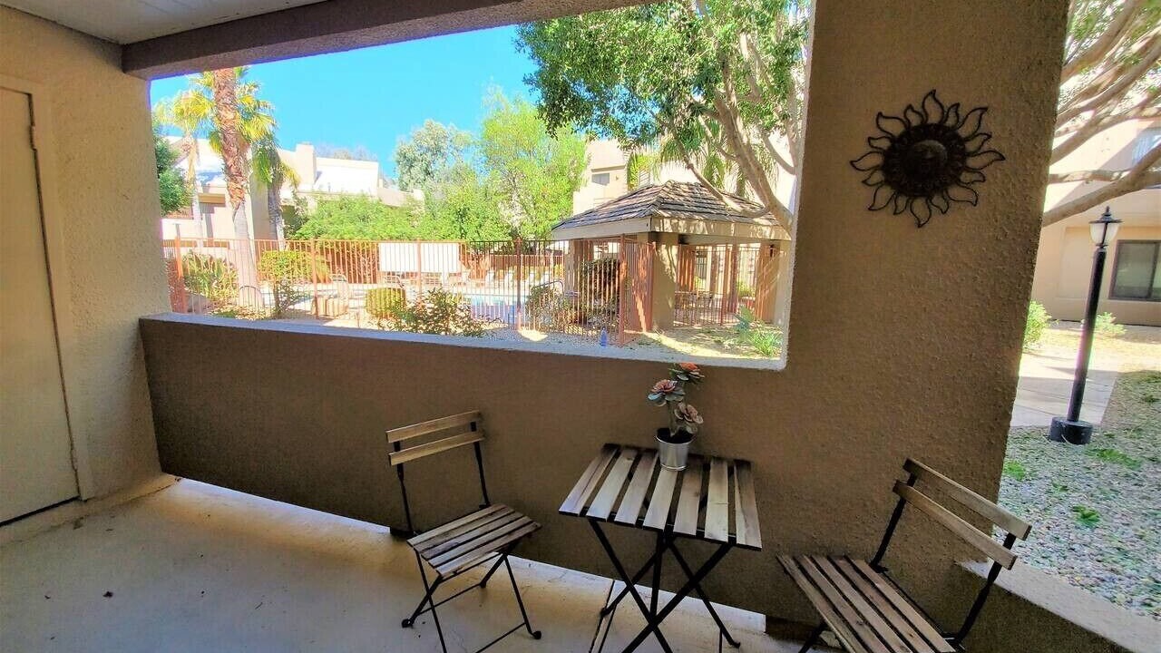 Photo of Outdoor in Paradise Valley Village