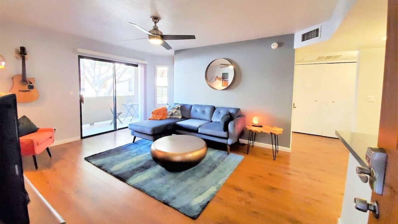 Photo of Livingroom in Paradise Valley Village