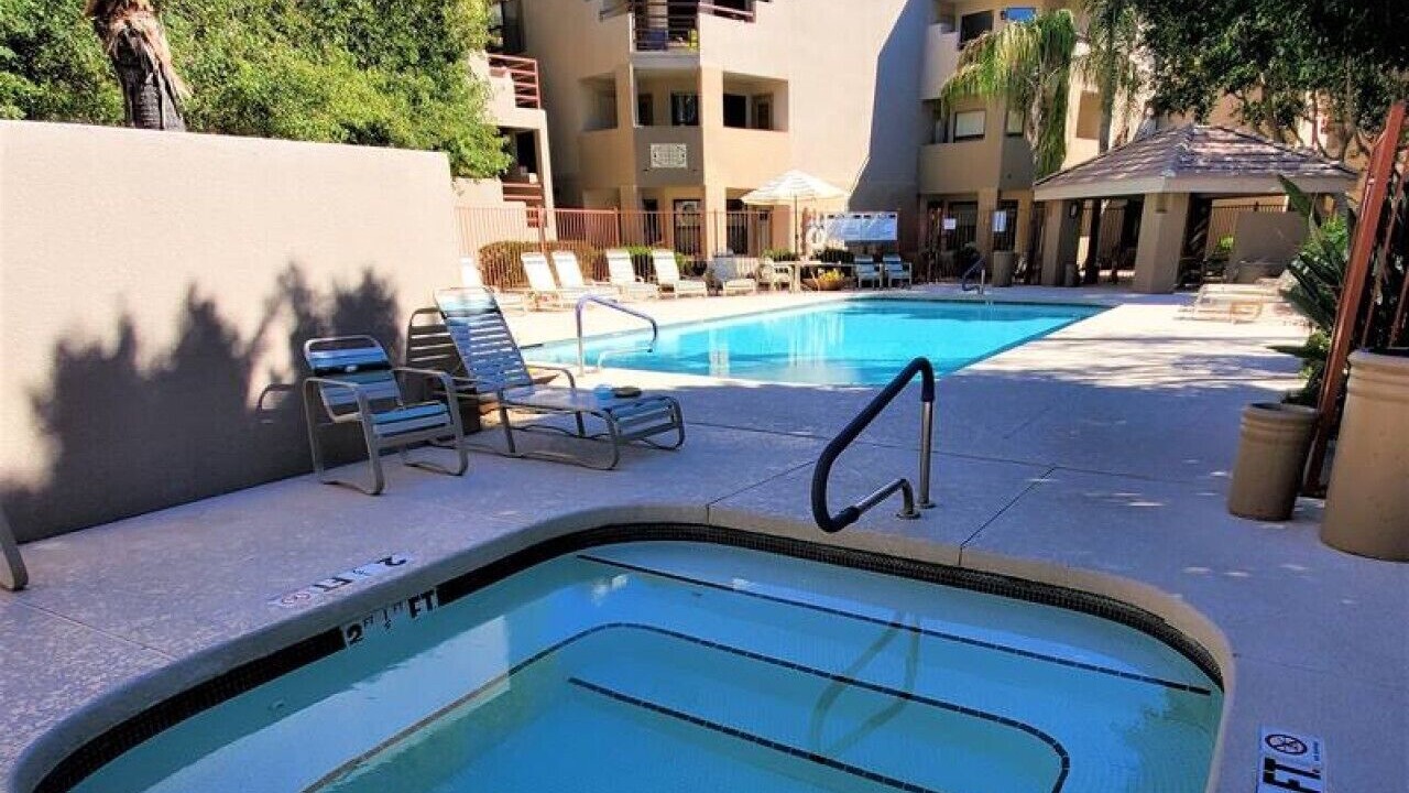 Photo of Outdoor in Paradise Valley Village