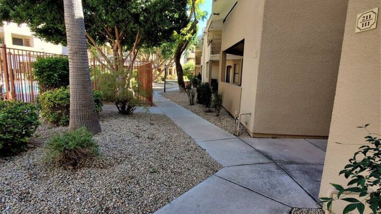Photo of Outdoor in Paradise Valley Village