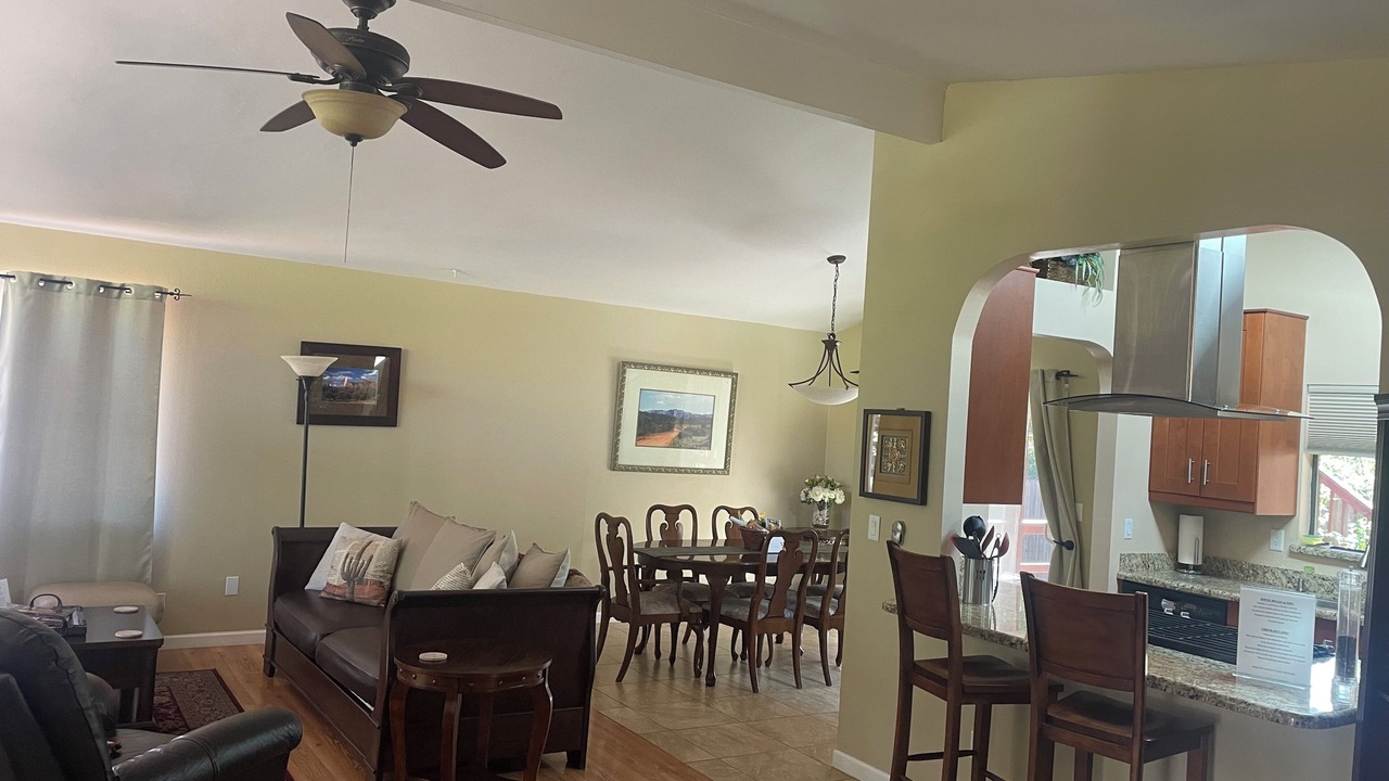 Photo of Livingroom in West Sedona