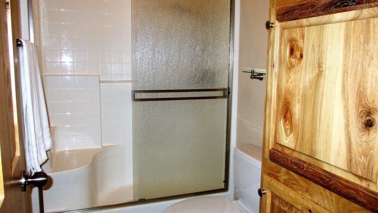 Photo of Bathroom in Pinetop