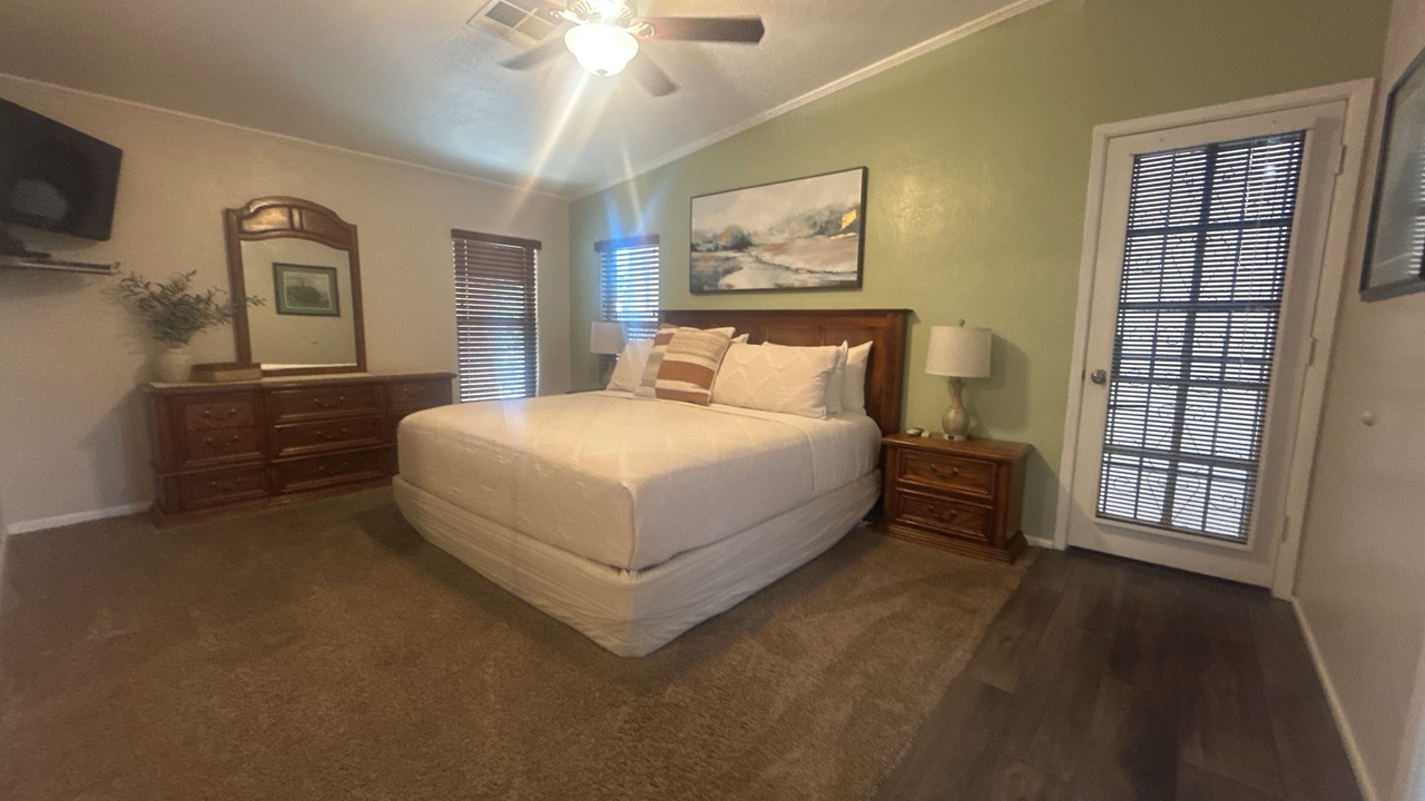 Photo of Bedroom in Fortuna Foothills