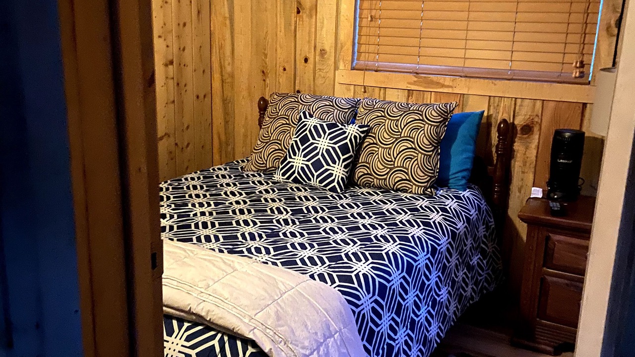 Photo of Bedroom in Mount Lemmon
